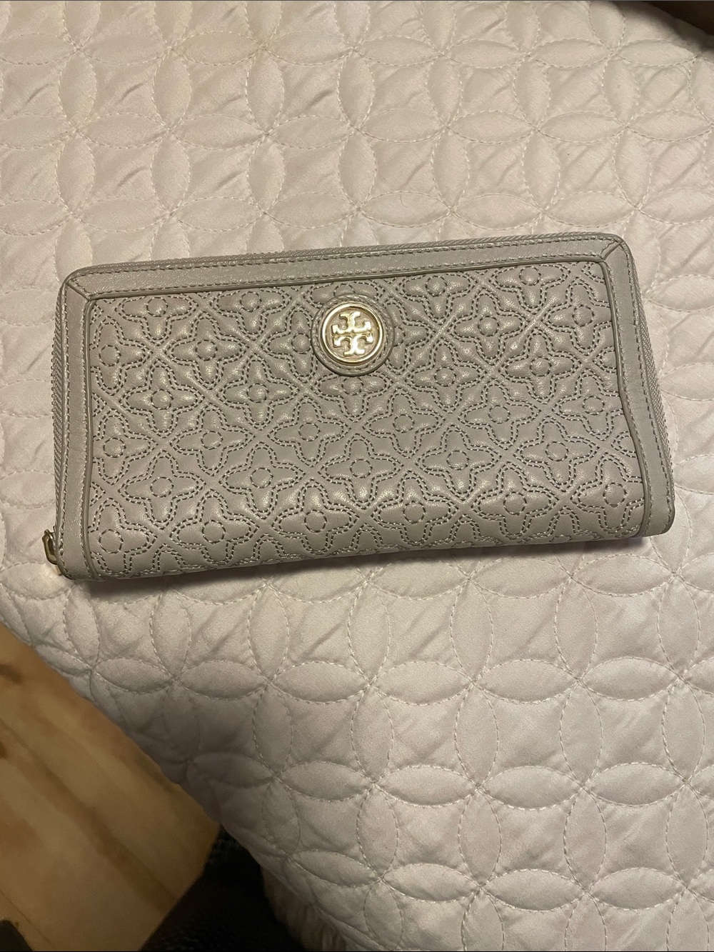 Tory Burch Perforated Leather Zip Wallet in Light Gray with Gold Logo